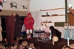 32-Cappuccetto-Rosso-1980-Archivio-Lia-Sarchi.